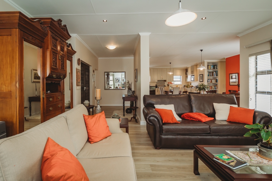 3 Bedroom Property for Sale in Earls Court Lifestyle Estate Western Cape